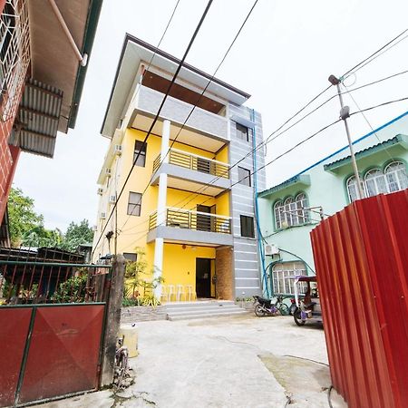 Hotel Reddoorz @ D Maagma Street Kalibo Exterior foto