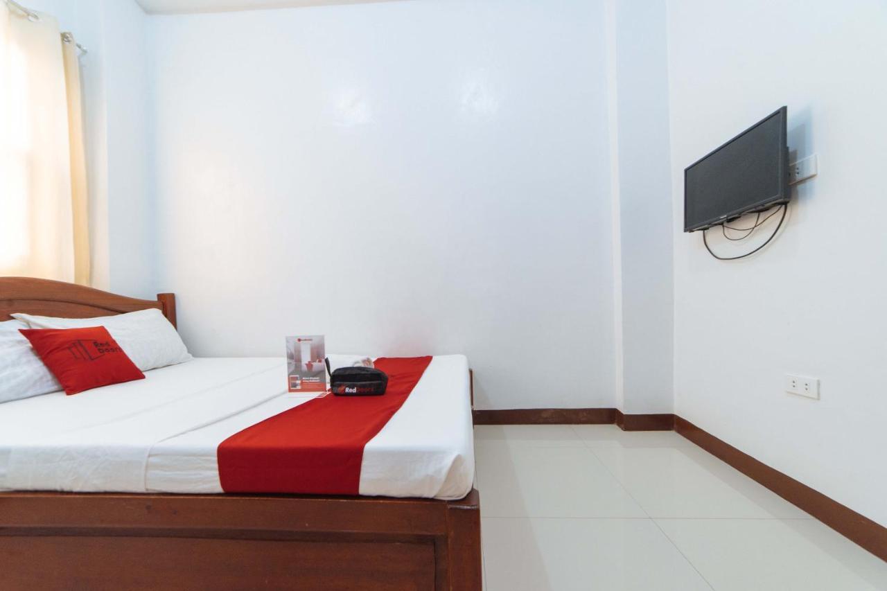 Hotel Reddoorz @ D Maagma Street Kalibo Exterior foto